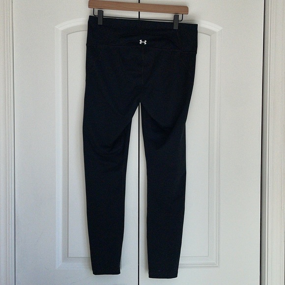 Under Armour High Rise Reflect Leggings - excellent condition like new - Picture 5 of 7